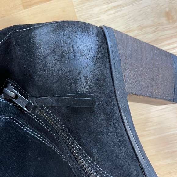 Taos Dillie Ankle Boots - size 9 (40). Worn once - Picture 7 of 8